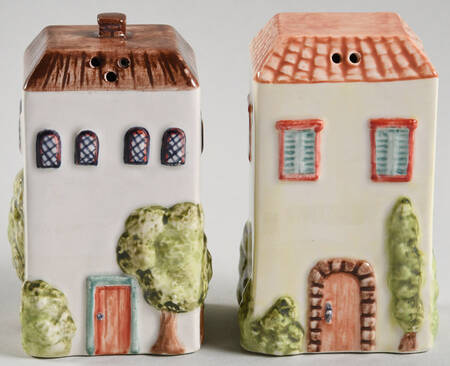 Tuscany Village Salt & Pepper Set