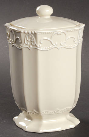 Aristocrat Bath Jar & Lid