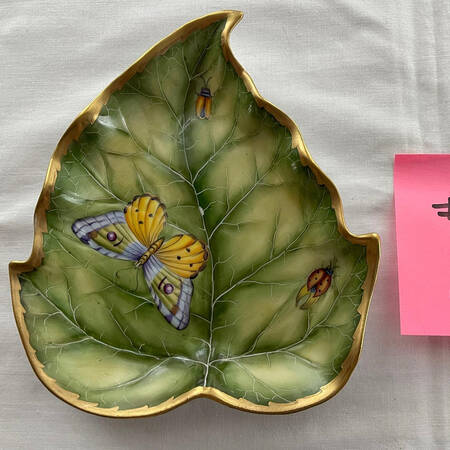 Majestic 6" Leaf Dish