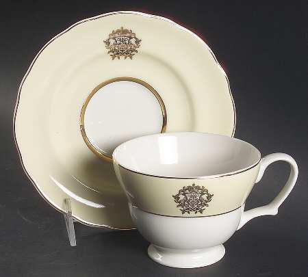 Hamdon Footed Cup & Saucer Set