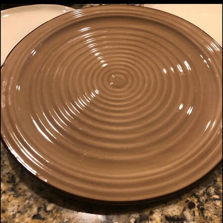 Villa Cortona Mocha 14" Chop Plate (Round Platter)