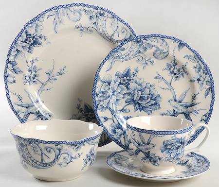 Adelaide Blue and White 40 Piece Estate Set
