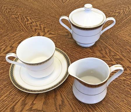 Gold Linda (Clank & Gold Edge) Sugar Bowl & Lid