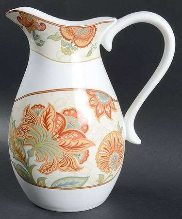 Felice 96 Oz Pitcher