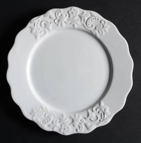 Bianca Petals White Salad Plate