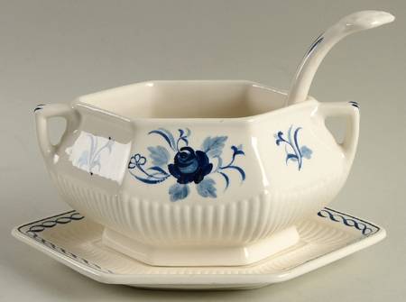 Baltic Blue (Older, Cream) Sauce Boat & Underplate with Ladle