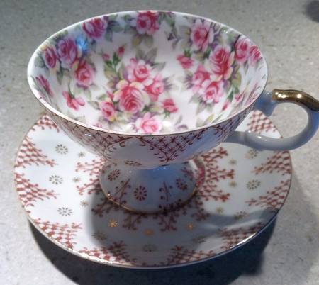 Royal Paisley Red by Arnart
