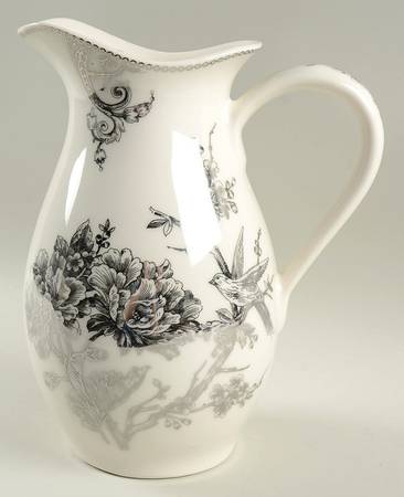 Adelaide Electroplate 112 Oz Pitcher