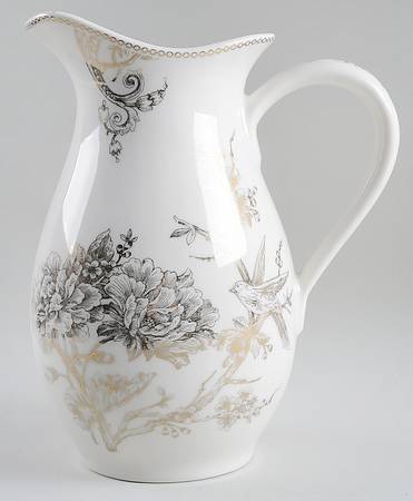 Adelaide Electroplate Gold (Shiny Gold Not Brown) 96 Oz Pitcher