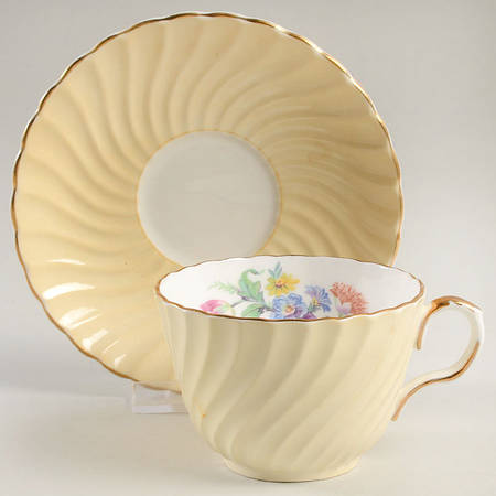 602 Pale Yellow Flat Cup & Saucer Set