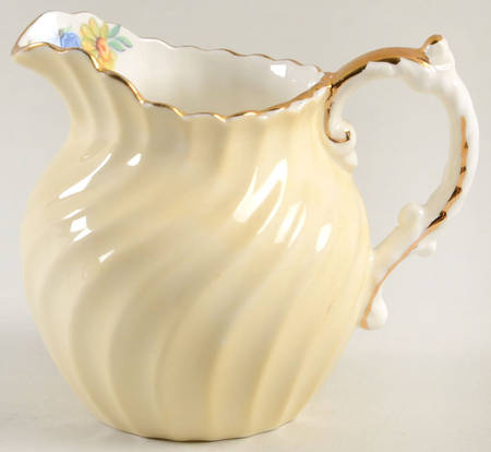 602 Pale Yellow Mini Creamer