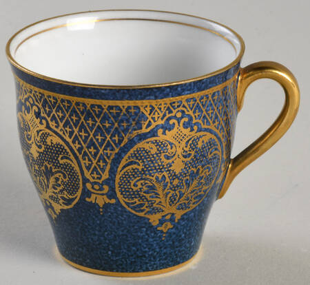 B1870 Flat Demitasse Cup