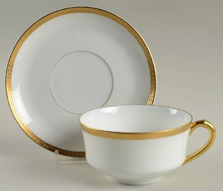 Golconda Flat Cup & Saucer Set