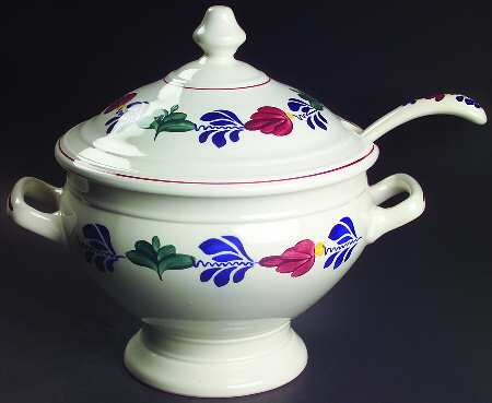 Boerenbont Tureen & Lid w/Ladle