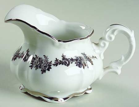 Corsage Creamer