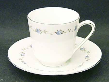 First Love (Rim) Flat Cup & Saucer Set