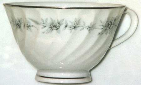 Rhapsody Footed Cup