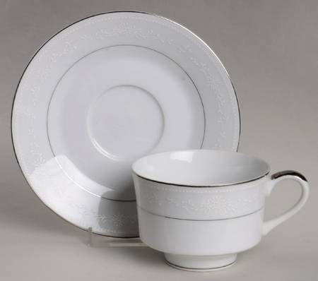 Renee Flat Cup & Saucer Set