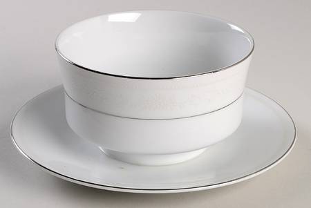 Renee Gravy Boat with Attached Underplate