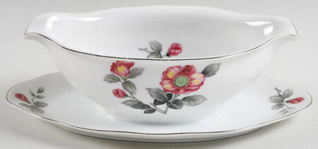 Peony Gravy Boat with Attached Underplate