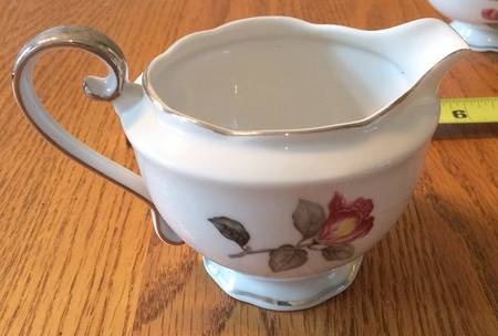 Peony Creamer