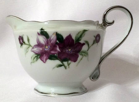 Vogue Creamer