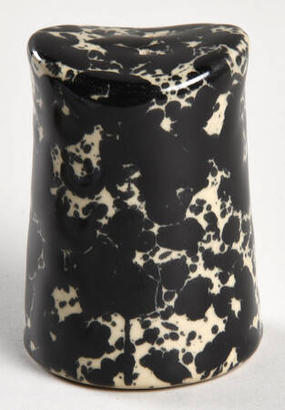 Agate Black and Tan Salt Shaker