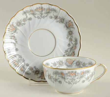 Alencon Flat Cup & Saucer Set