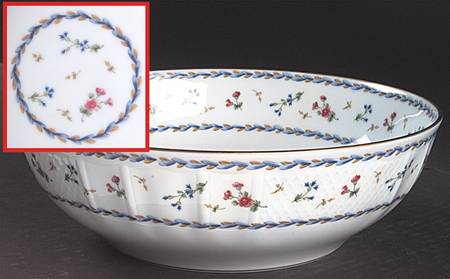 Artois Bleu 9" Salad Serving Bowl