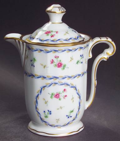 Artois Bleu Creamer & Lid