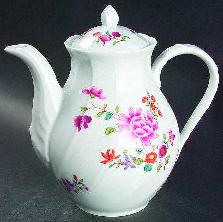 Lowestoft Mini Coffee Pot & Lid by Bernardaud