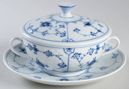Blue Traditional (No Trim) Cream Soup Bowl & Saucer Set with Lid