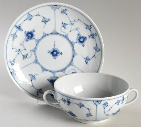 Blue Traditional (No Trim) Flat Cream Soup Bowl & Saucer Set
