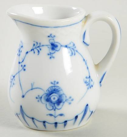Blue Traditional (No Trim) Individual Creamer