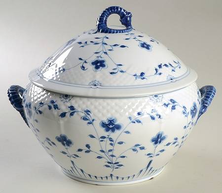 Blue Traditional (No Trim) Tureen &  Lid