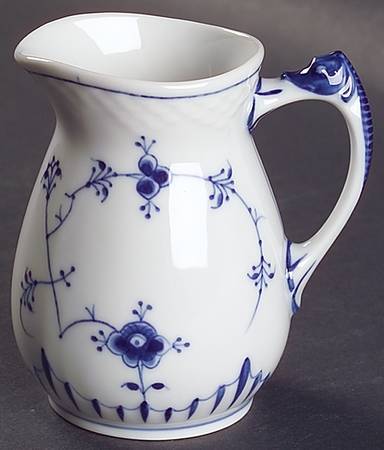 Blue Traditional (No Trim) Creamer