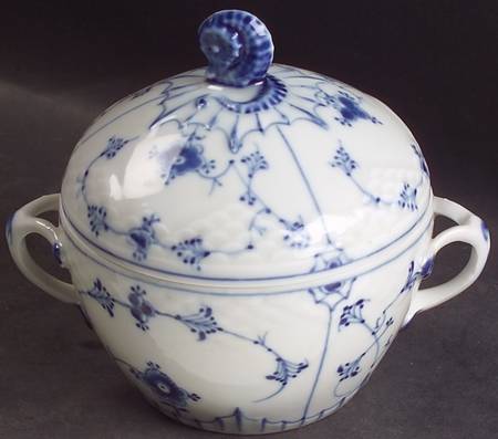Blue Traditional (No Trim) Sugar Bowl & Lid