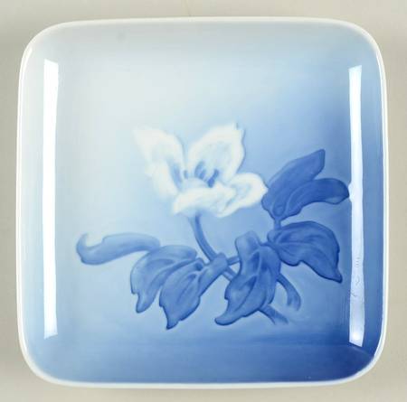 Christmas Rose 5" Ashtray