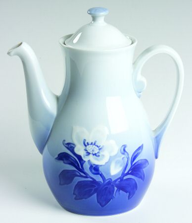 Christmas Rose Coffee Pot & Lid