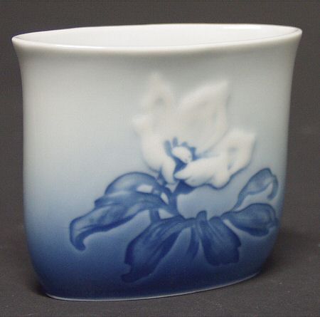 Christmas Rose Cigarette Holder