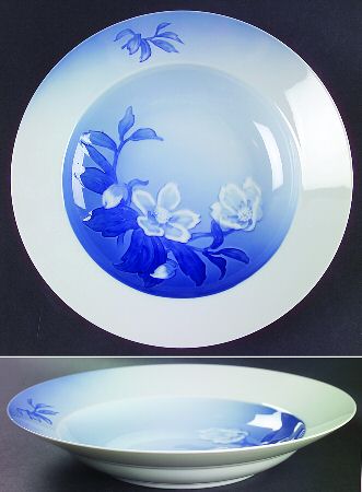 Christmas Rose Large Rim Soup Bowl