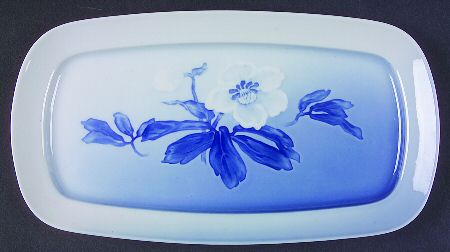 Christmas Rose Large Sandwich Tray
