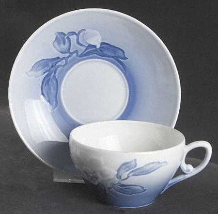 Christmas Rose Flat Cup & Saucer Set