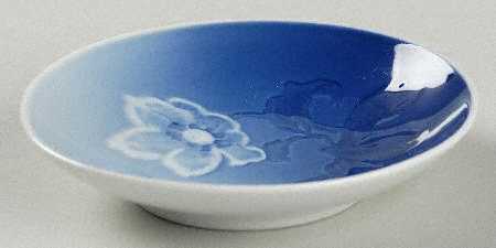Christmas Rose Small Ashtray