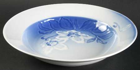 Christmas Rose Rim Soup Bowl