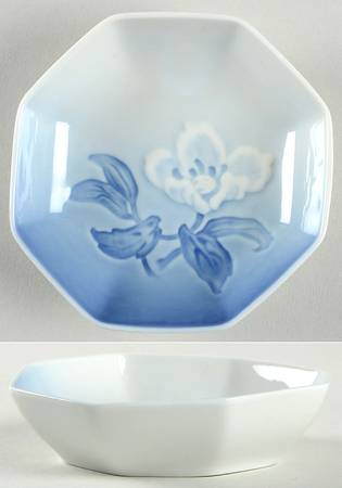 Christmas Rose 3" Ashtray