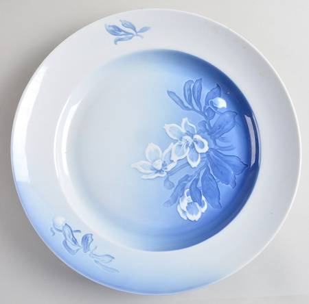 Christmas Rose 12" Chop Plate (Round Platter)