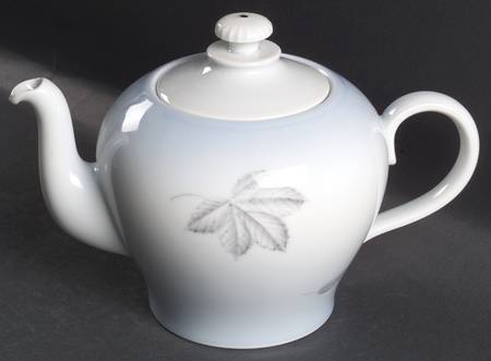 Falling Leaves Teapot & Lid
