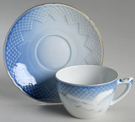 Seagull Oversized Cup & Saucer Set by Bing & Grondahl