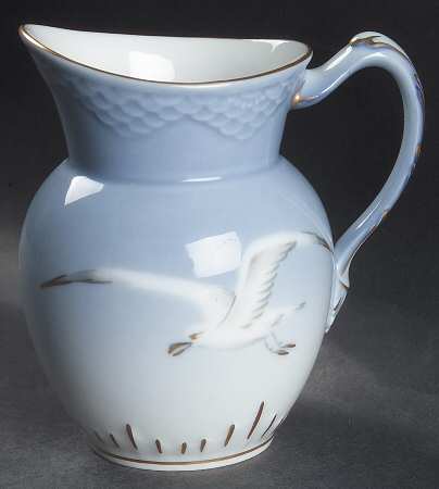Seagull Creamer by Bing & Grondahl